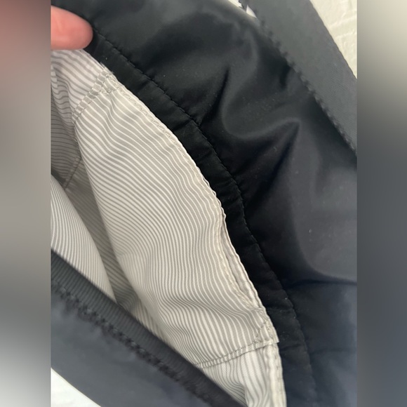 Lululemon the essentials bag 🪬 - Picture 8 of 15